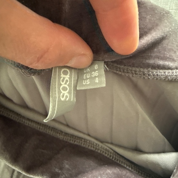 ASOS Pleated Velvet Midi Skirt - Picture 2 of 3